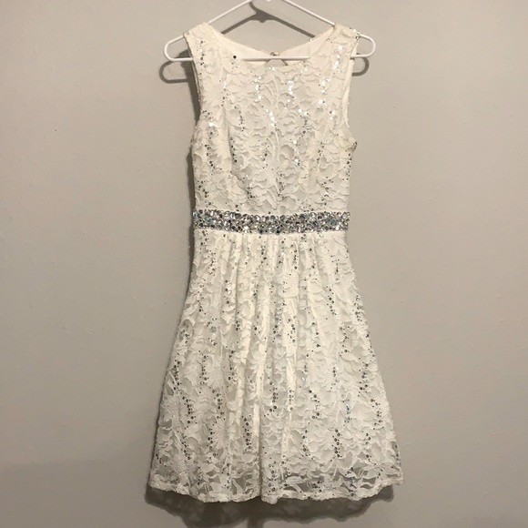 Dress - Picture 1 of 5